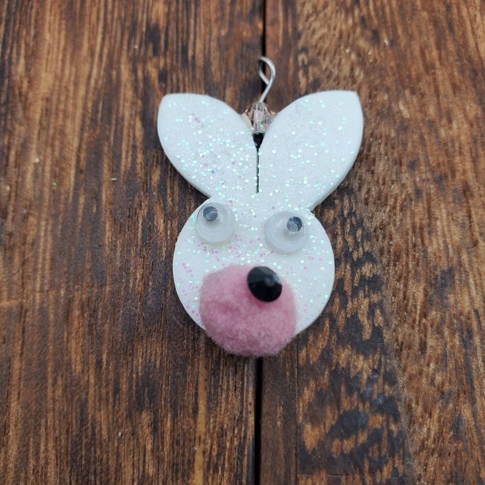 Silly bunny‎ googly eyes necklace pendant